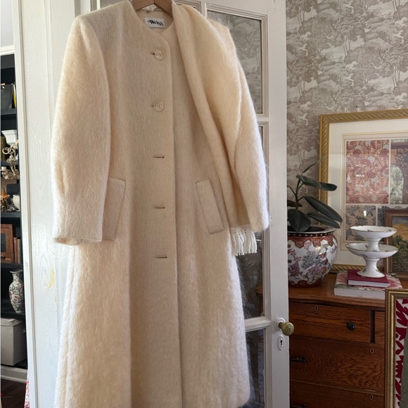 Albert Weiss Jackets & Blazers - Vintage Weiss Cream Long Mohair Coat